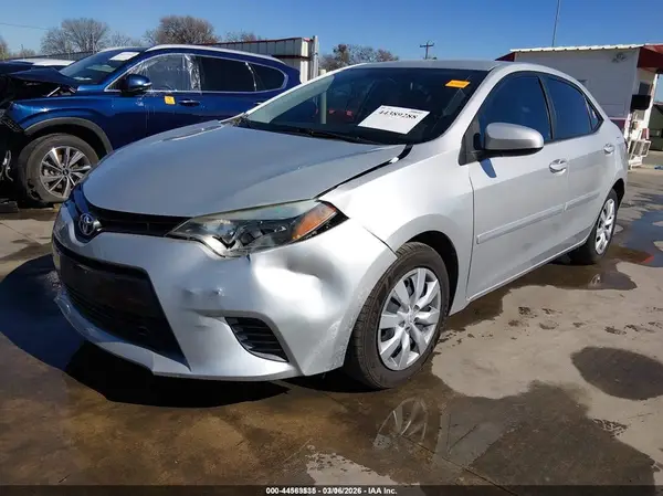 5YFBURHE4GP566728 2016 TOYOTA COROLLA - Image 2