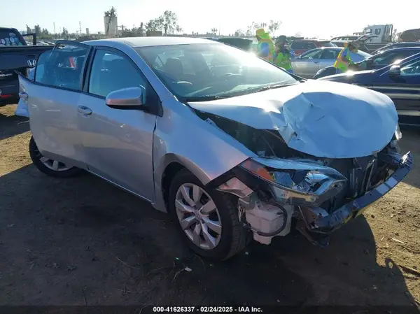 5YFBURHE4GP568737 2016 TOYOTA COROLLA - Image 1