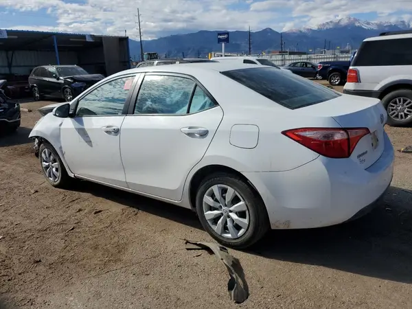 5YFBURHE4HP569078 2017 TOYOTA COROLLA - Image 2