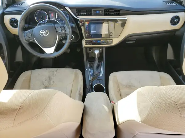 5YFBURHE4HP579299 2017 TOYOTA COROLLA - Image 8