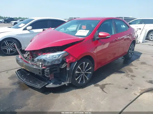 5YFBURHE4HP580663 2017 TOYOTA COROLLA - Image 2