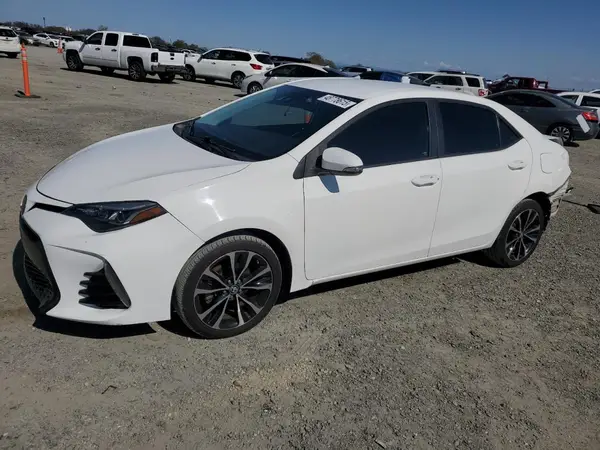 5YFBURHE4HP583448 2017 TOYOTA COROLLA - Image 1