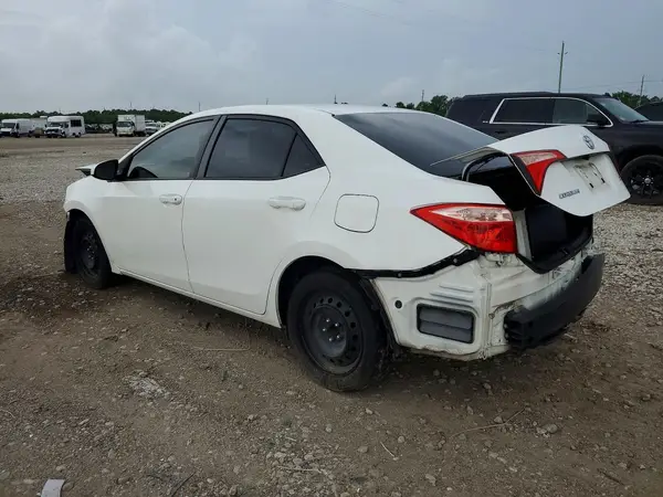 5YFBURHE4HP590609 2017 TOYOTA COROLLA - Image 2