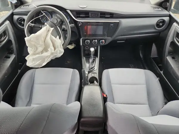 5YFBURHE4HP591467 2017 TOYOTA COROLLA - Image 8