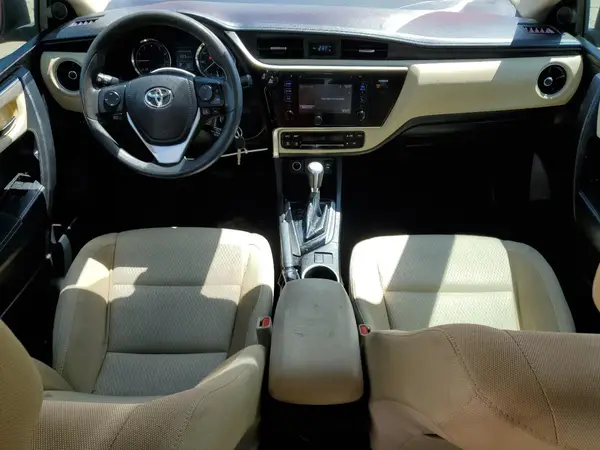 5YFBURHE4HP591517 2017 TOYOTA COROLLA - Image 8