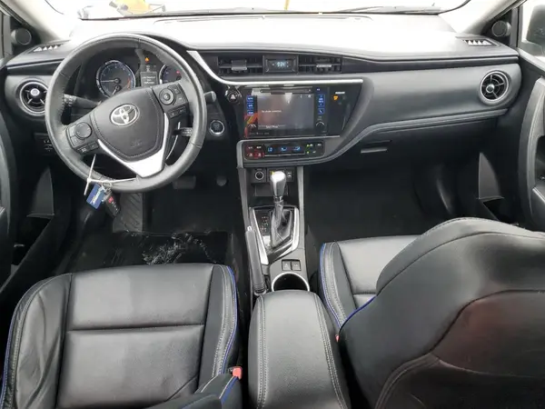 5YFBURHE4HP595373 2017 TOYOTA COROLLA - Image 8