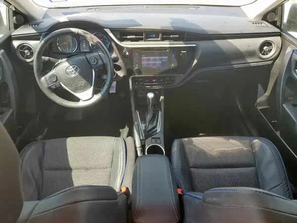 5YFBURHE4HP596832 2017 TOYOTA COROLLA - Image 8