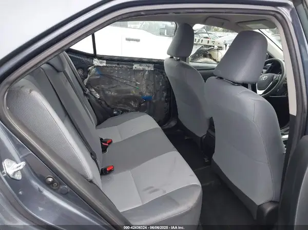 5YFBURHE4HP598340 2017 TOYOTA COROLLA - Image 8
