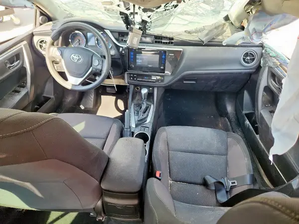 5YFBURHE4HP598967 2017 TOYOTA COROLLA - Image 8