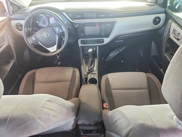 5YFBURHE4HP599701 2017 TOYOTA COROLLA - Image 8
