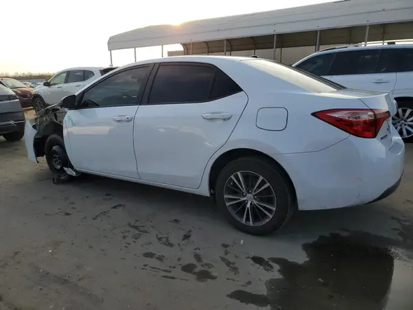 5YFBURHE4HP602547 2017 TOYOTA COROLLA - Image 2