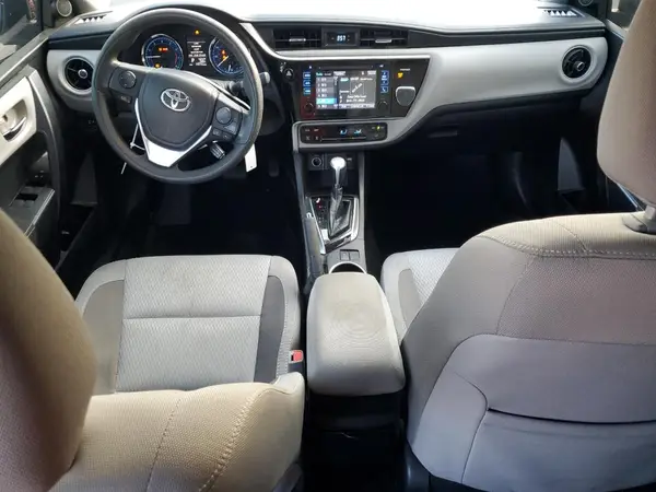 5YFBURHE4HP602547 2017 TOYOTA COROLLA - Image 8