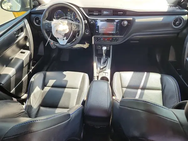 5YFBURHE4HP603553 2017 TOYOTA COROLLA - Image 8