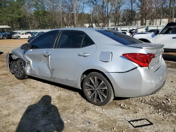 5YFBURHE4HP604346 2017 TOYOTA COROLLA - Image 2