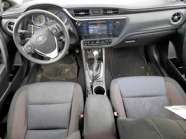 5YFBURHE4HP606677 2017 TOYOTA COROLLA - Image 8
