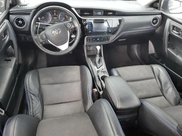 5YFBURHE4HP607666 2017 TOYOTA COROLLA - Image 8
