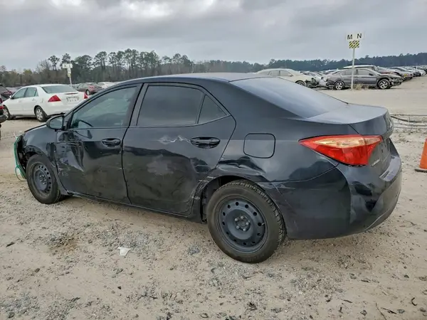 5YFBURHE4HP608204 2017 TOYOTA COROLLA - Image 2