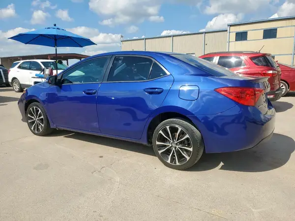 5YFBURHE4HP609367 2017 TOYOTA COROLLA - Image 2