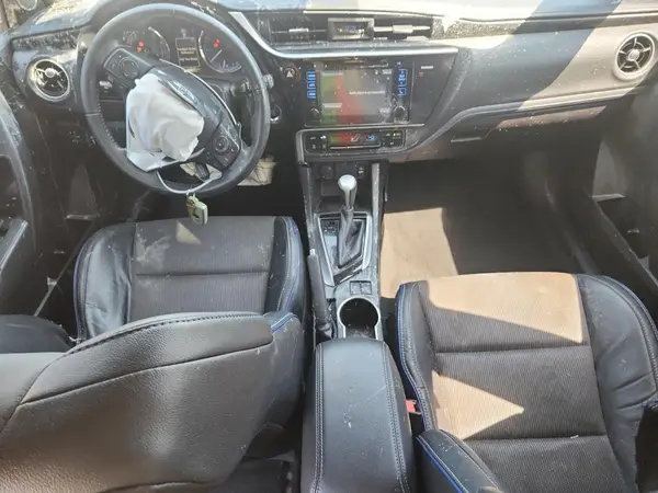 5YFBURHE4HP610745 2017 TOYOTA COROLLA - Image 8