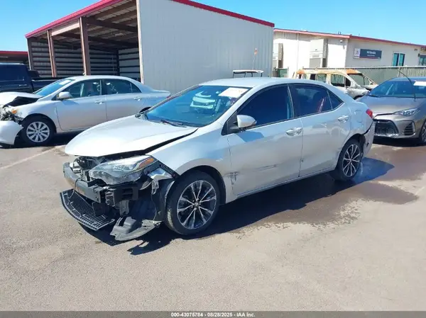 5YFBURHE4HP611541 2017 TOYOTA COROLLA - Image 2