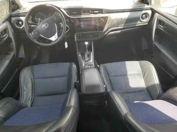 5YFBURHE4HP611880 2017 TOYOTA COROLLA - Image 8