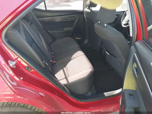 5YFBURHE4HP612074 2017 TOYOTA COROLLA - Image 8