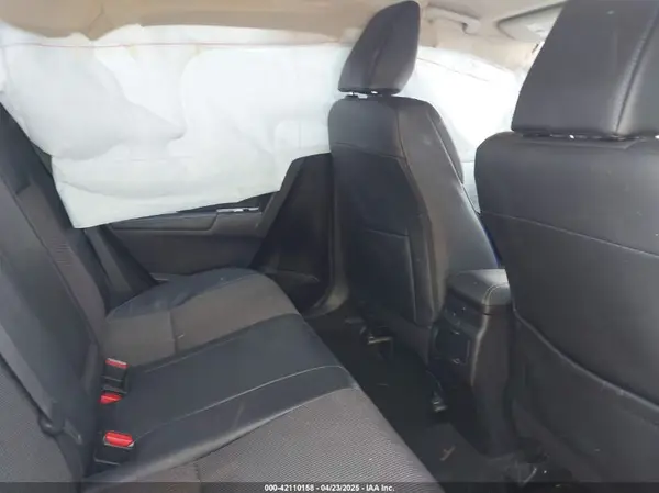5YFBURHE4HP612673 2017 TOYOTA COROLLA - Image 8