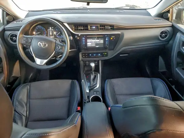 5YFBURHE4HP613516 2017 TOYOTA COROLLA - Image 8