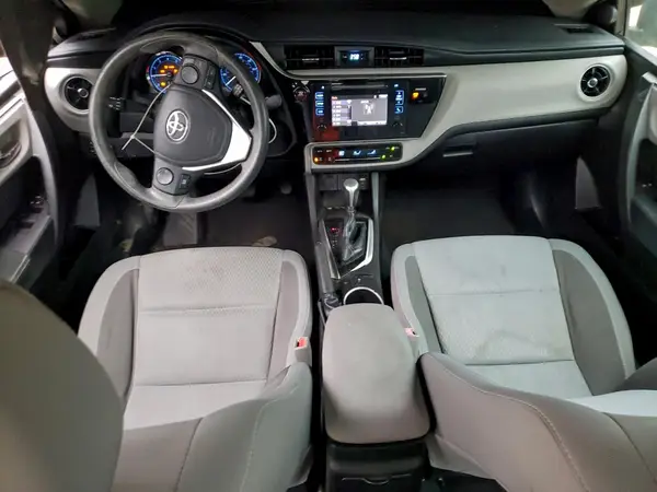 5YFBURHE4HP614651 2017 TOYOTA COROLLA - Image 8