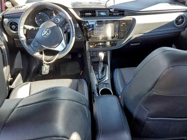 5YFBURHE4HP619865 2017 TOYOTA COROLLA - Image 8