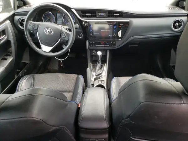 5YFBURHE4HP623169 2017 TOYOTA COROLLA - Image 8