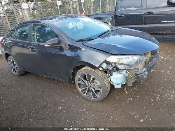 5YFBURHE4HP624063 2017 TOYOTA COROLLA - Image 1