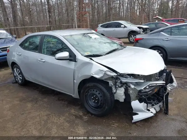 5YFBURHE4HP626024 2017 TOYOTA COROLLA - Image 1