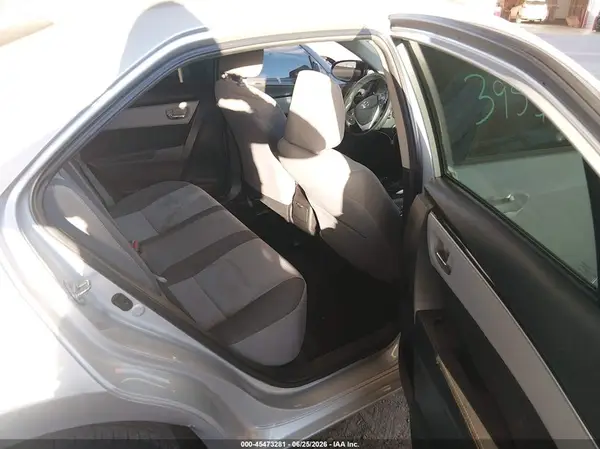 5YFBURHE4HP627559 2017 TOYOTA COROLLA - Image 8