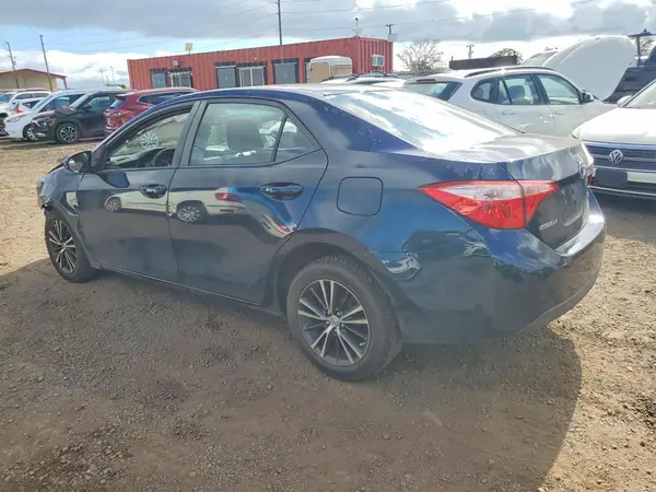 5YFBURHE4HP630218 2017 TOYOTA COROLLA - Image 2