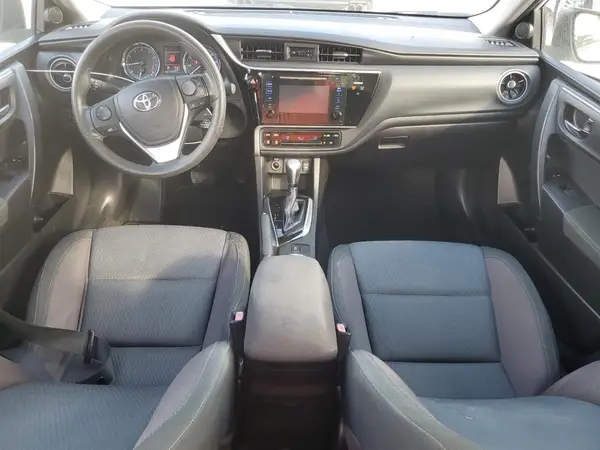5YFBURHE4HP630896 2017 TOYOTA COROLLA - Image 8