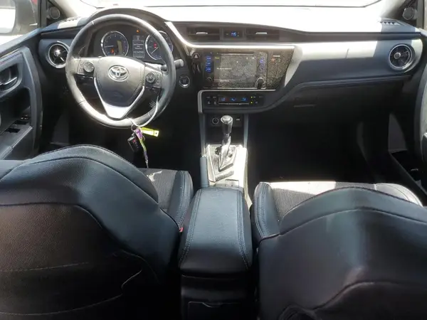 5YFBURHE4HP632177 2017 TOYOTA COROLLA - Image 8