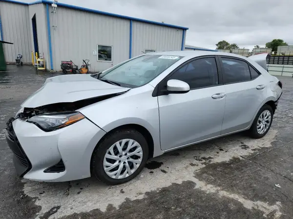 5YFBURHE4HP636956 2017 TOYOTA COROLLA - Image 1
