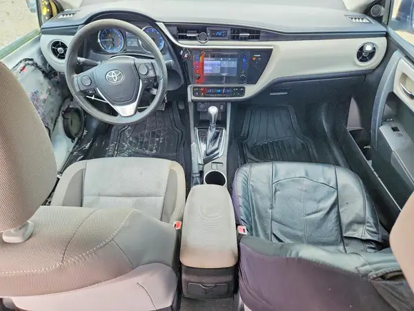5YFBURHE4HP638268 2017 TOYOTA COROLLA - Image 8