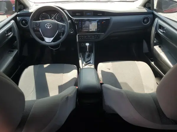 5YFBURHE4HP638819 2017 TOYOTA COROLLA - Image 8