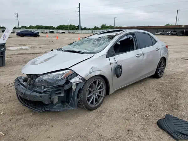 5YFBURHE4HP642255 2017 TOYOTA COROLLA - Image 1