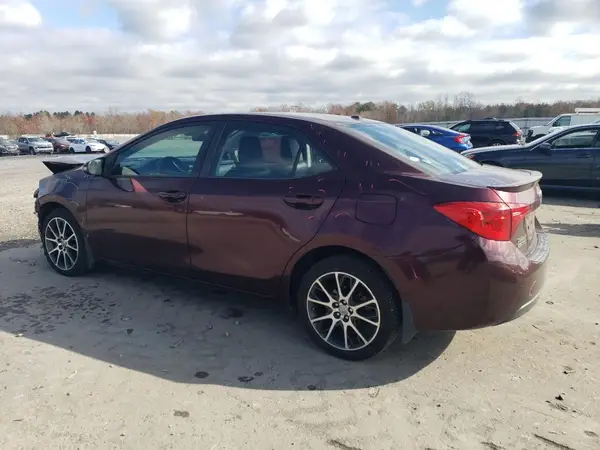 5YFBURHE4HP644233 2017 TOYOTA COROLLA - Image 2