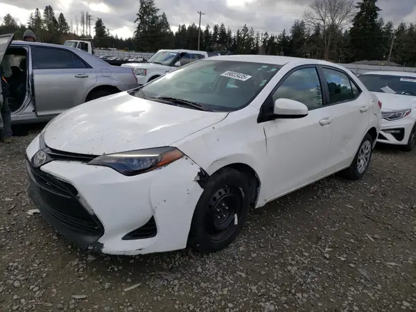5YFBURHE4HP646533 2017 TOYOTA COROLLA - Image 1