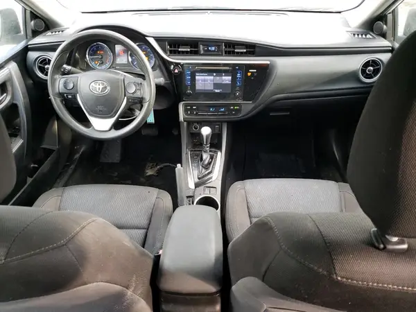5YFBURHE4HP646533 2017 TOYOTA COROLLA - Image 8