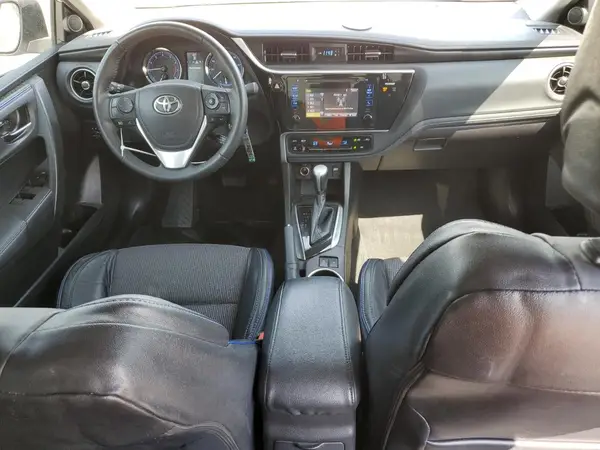 5YFBURHE4HP647407 2017 TOYOTA COROLLA - Image 8