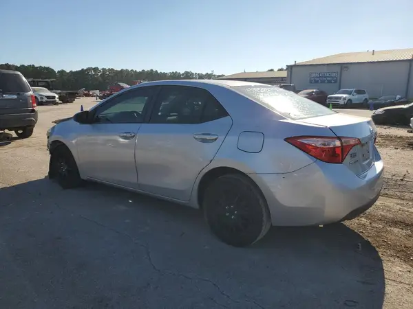 5YFBURHE4HP650629 2017 TOYOTA COROLLA - Image 2