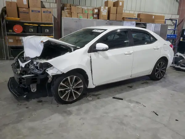 5YFBURHE4HP651103 2017 TOYOTA COROLLA - Image 1