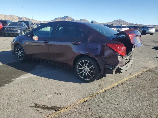 5YFBURHE4HP651618 2017 TOYOTA COROLLA - Image 2
