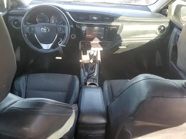 5YFBURHE4HP651618 2017 TOYOTA COROLLA - Image 8