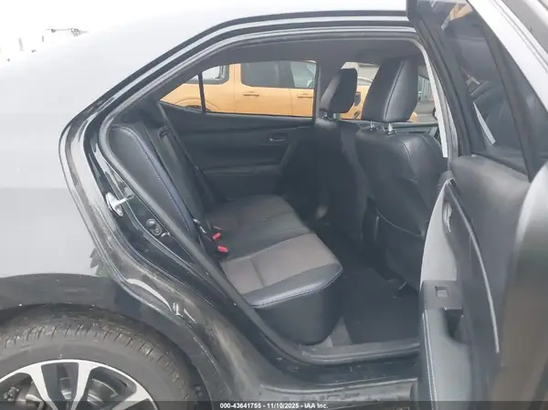 5YFBURHE4HP653692 2017 TOYOTA COROLLA - Image 8
